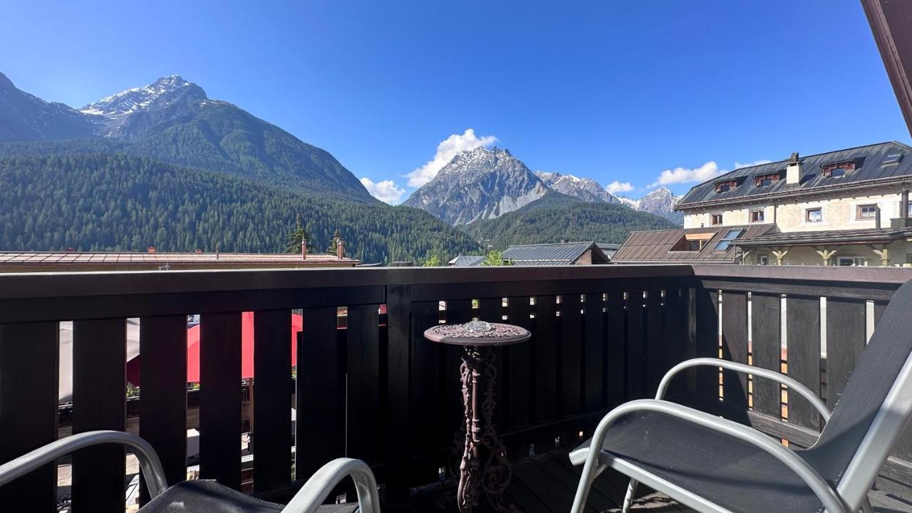 Hotel Traube Scuol Exterior foto