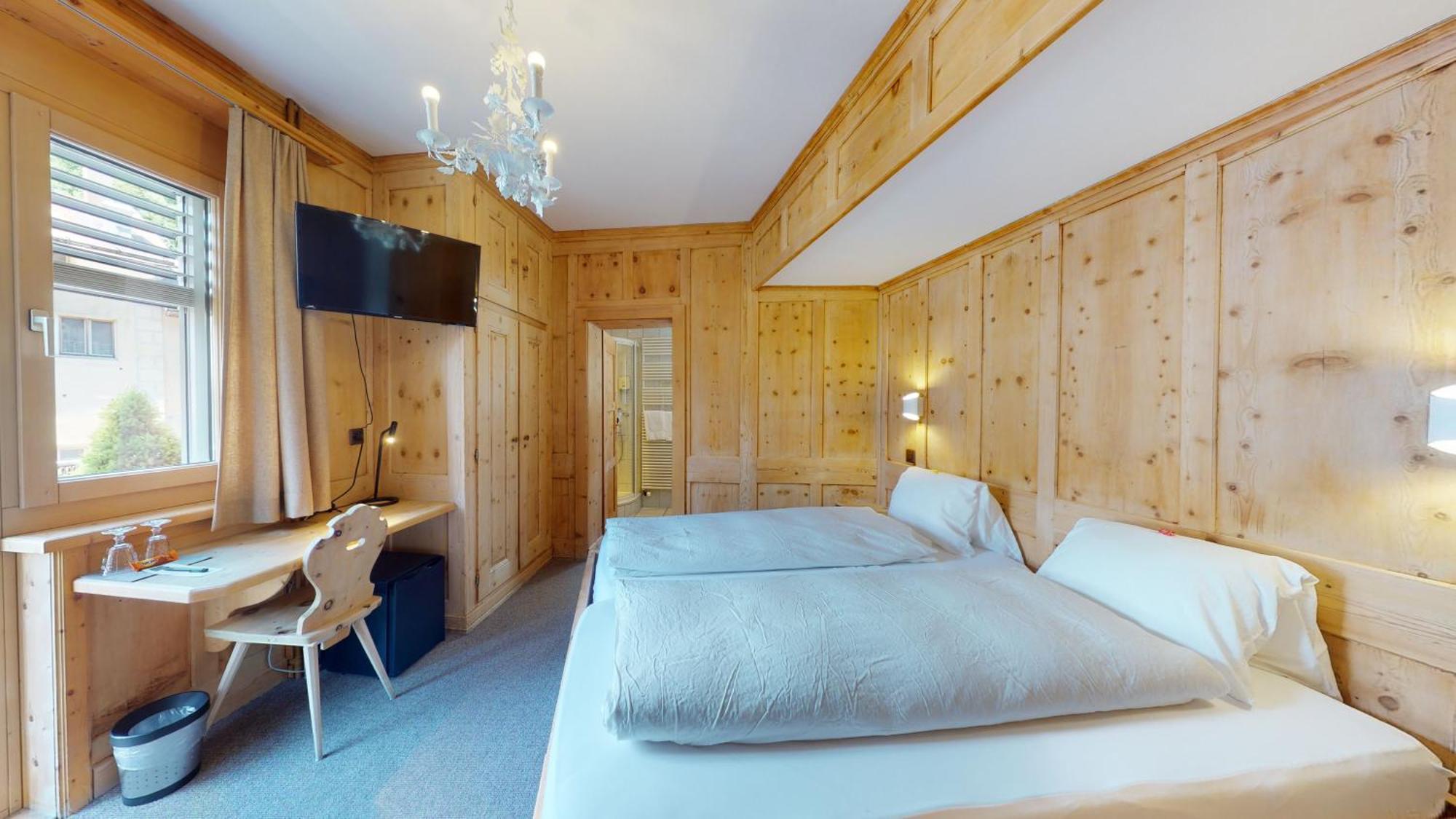 Hotel Traube Scuol Exterior foto