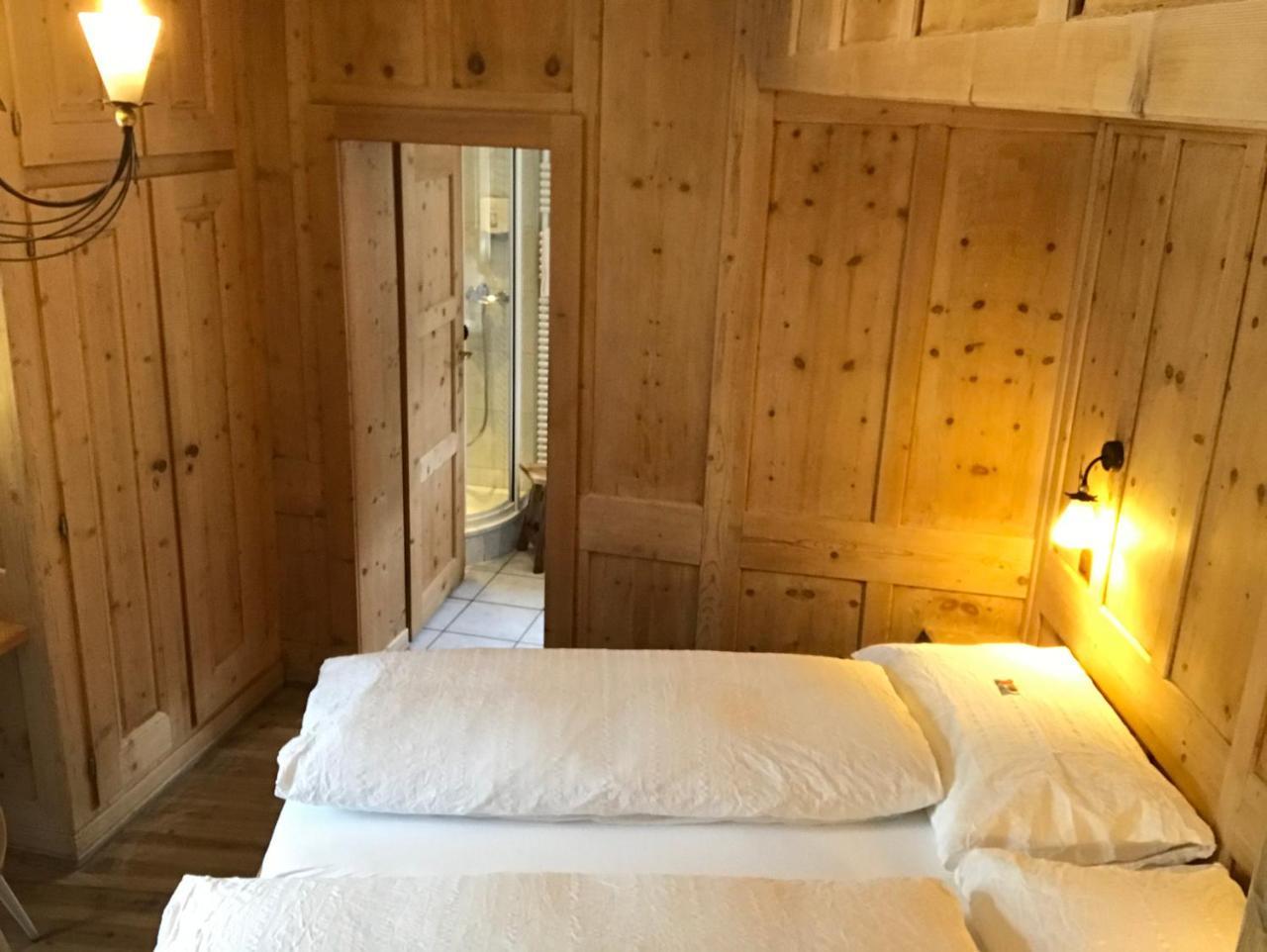 Hotel Traube Scuol Exterior foto