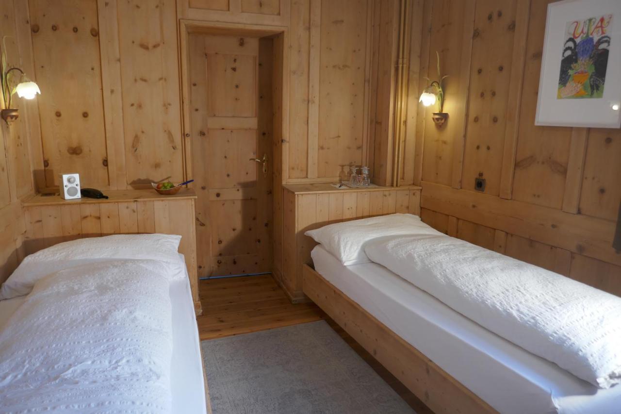 Hotel Traube Scuol Exterior foto