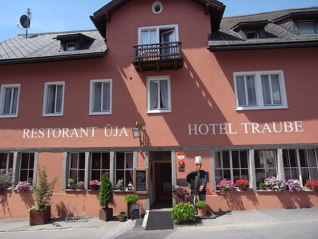 Hotel Traube Scuol Exterior foto